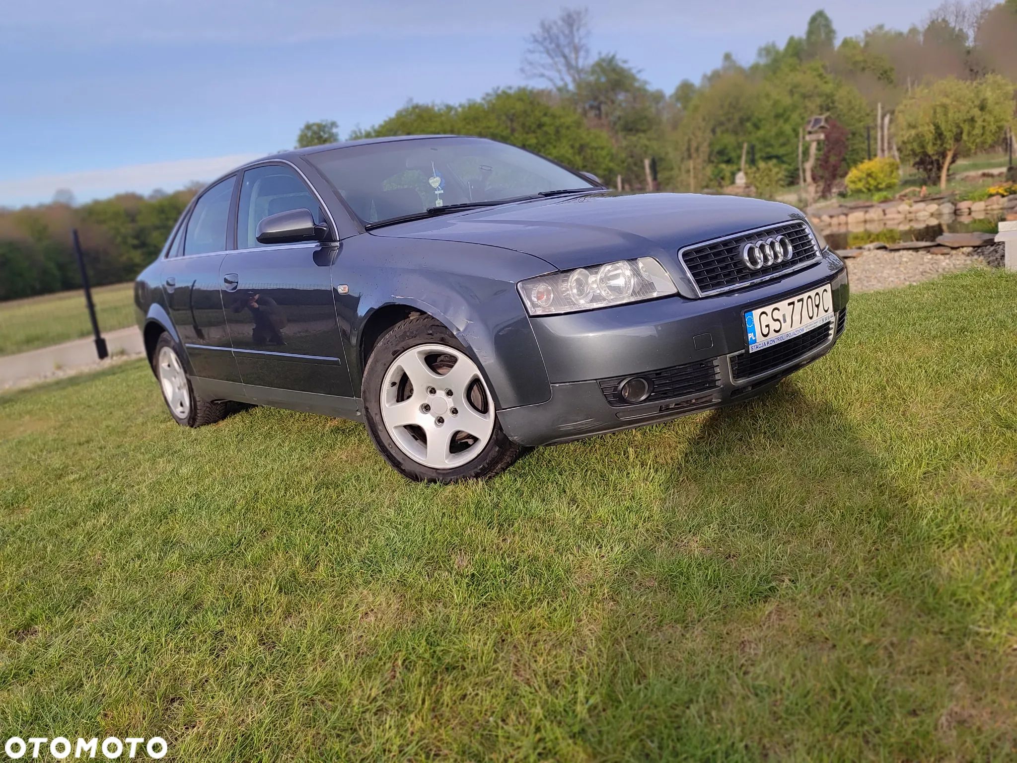 Audi A4 2.0 - 1