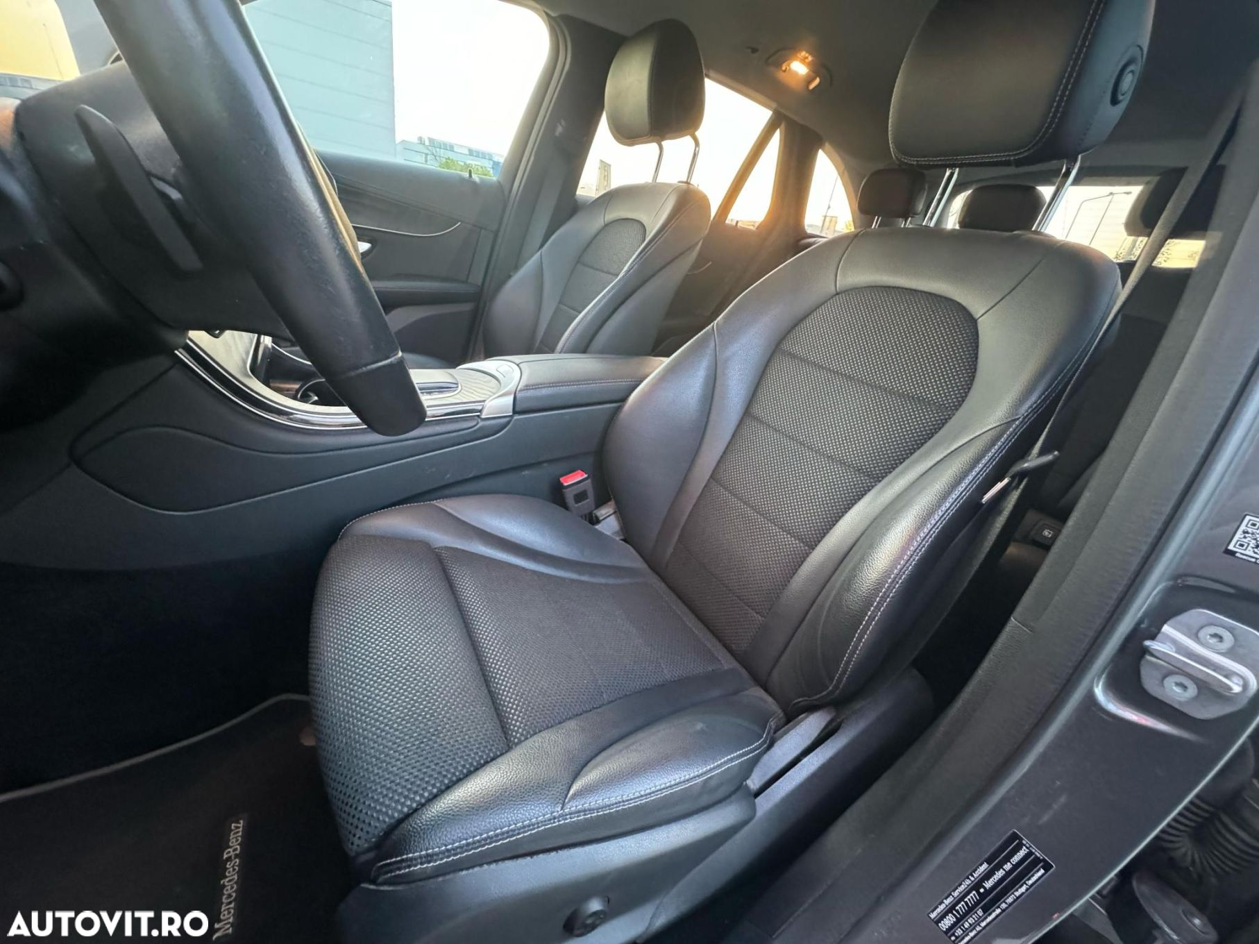 Mercedes-Benz GLC 300 e 4Matic 9G-TRONIC - 13