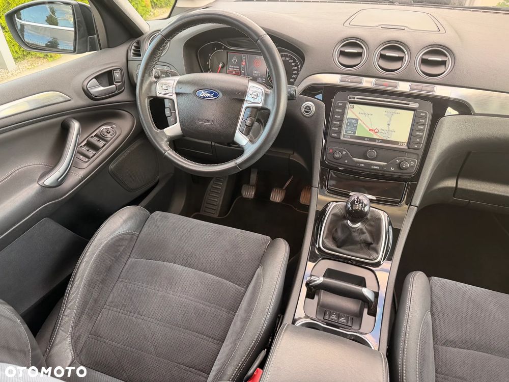 Ford S-Max 2.0 TDCi DPF Titanium - 18