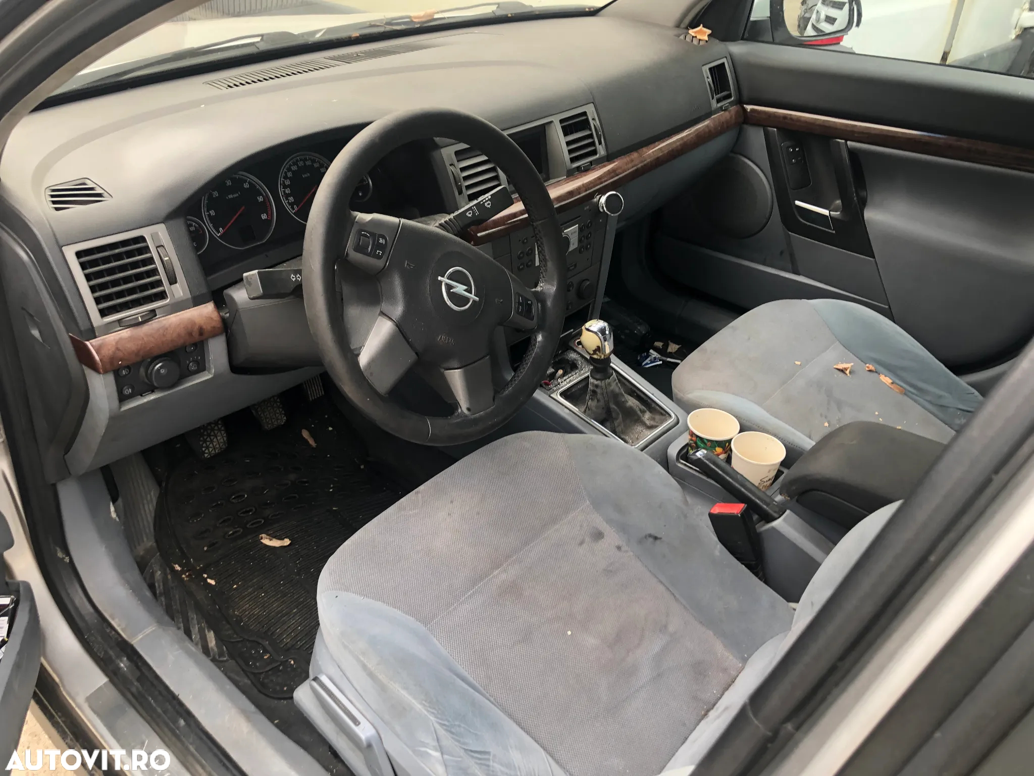 Dezmembrez Opel Vectra C break non facelift gri 1,9 CDTI 2003 - 5