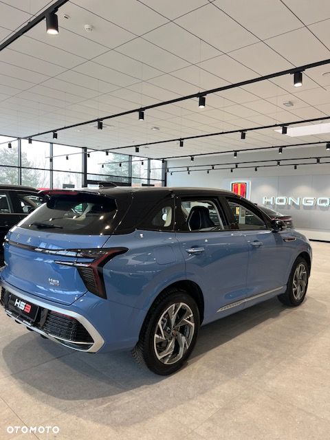 Hongqi HS3 - 6
