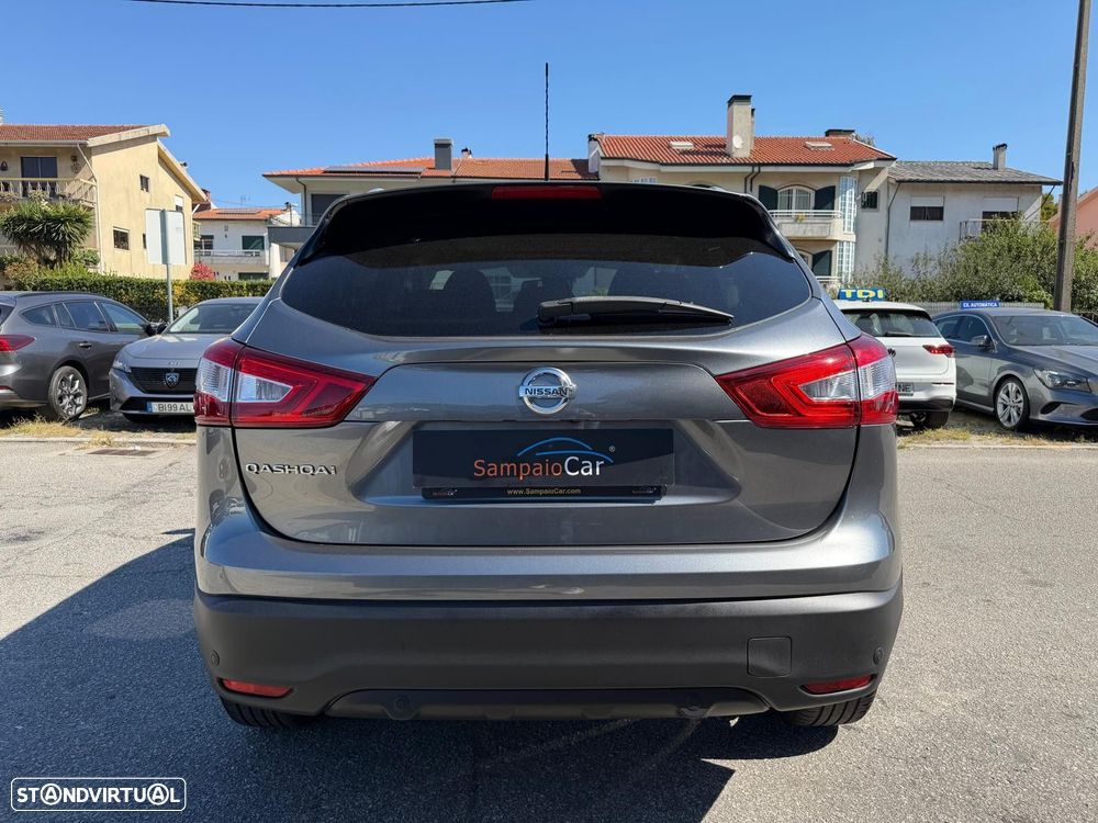 Nissan Qashqai 1.2 DIG-T N-Connecta 18 - 13