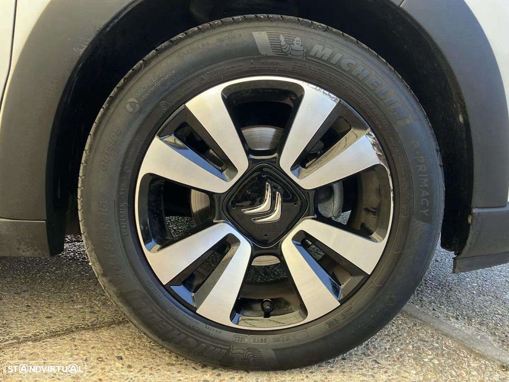 Citroën C3 1.2 PureTech Shine Pack EAT6 - 17