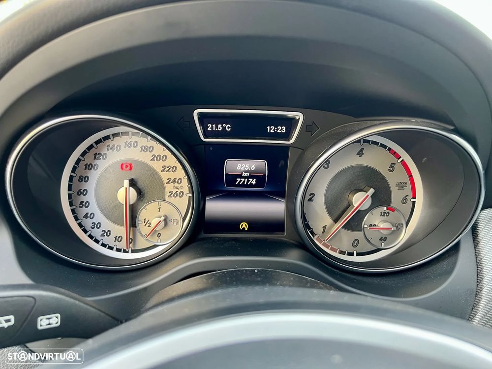 Mercedes-Benz GLA 180 CDi - 8