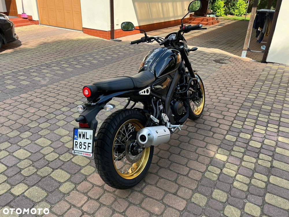 Yamaha XSR - 2