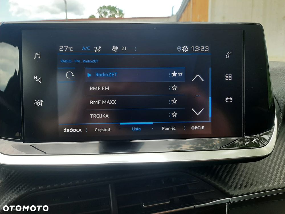 Peugeot 2008 1.5 BlueHDi Allure S&S EAT8 - 31