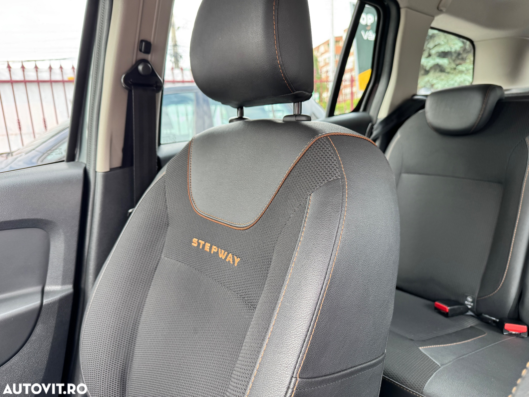 Dacia Logan Stepway MCV 0.9 TCe Prestige - 13