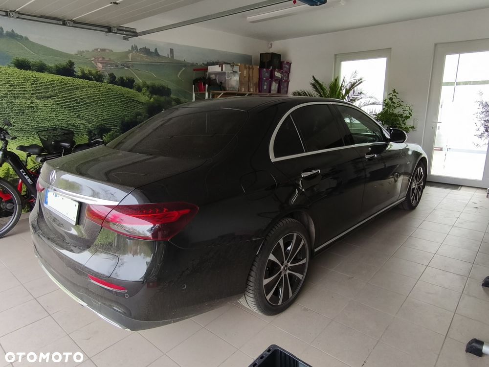 Mercedes-Benz Klasa E 300 de AMG - 2