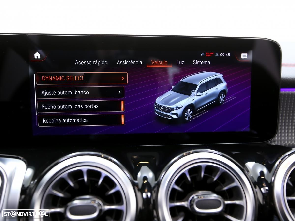 Mercedes-Benz EQB 300 4Matic AMG Line - 30