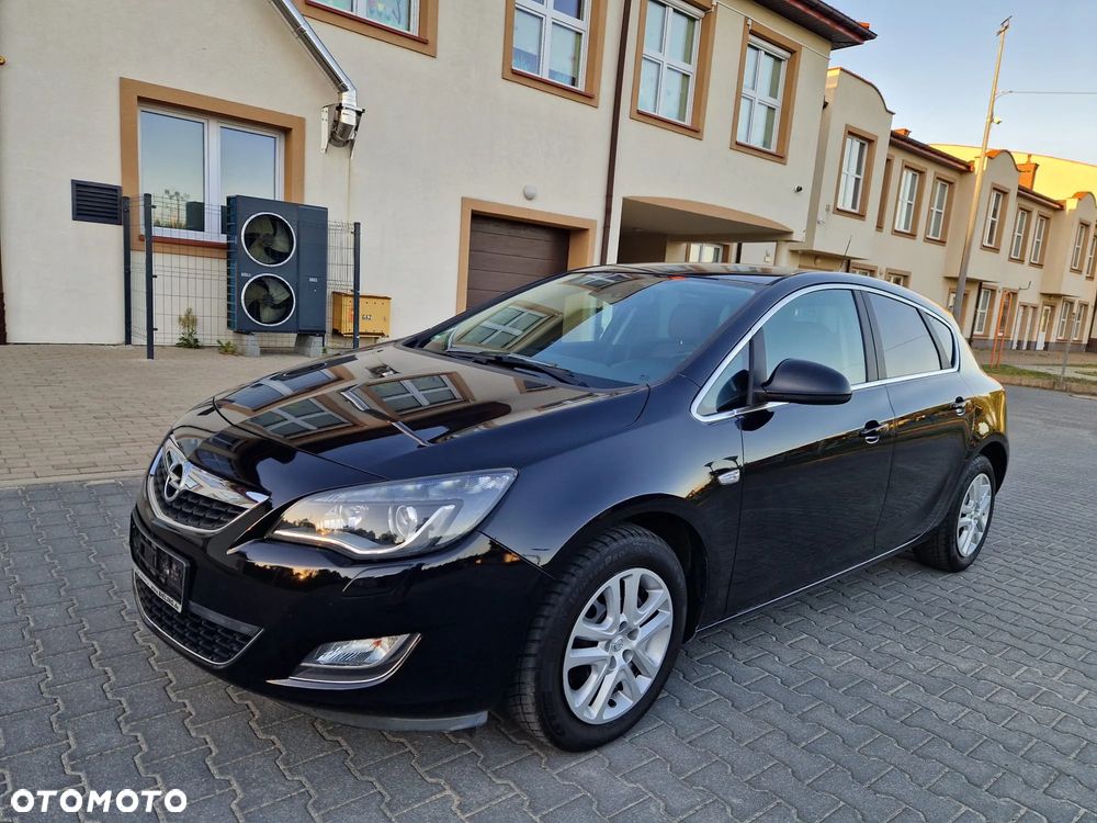 Opel Astra 1.4 T Cosmo S&S - 15