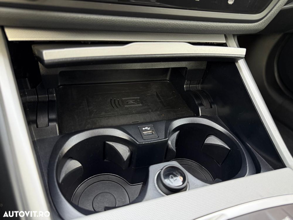 BMW Seria 3 320d Aut. M Sport - 13