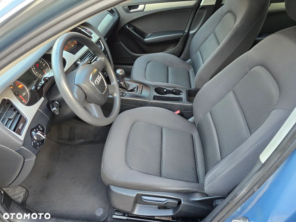 Audi A4 ver-1-8-tfsi-attraction - 17