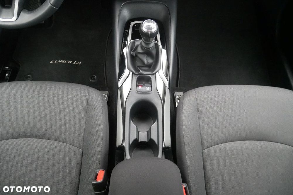 Toyota Corolla - 11