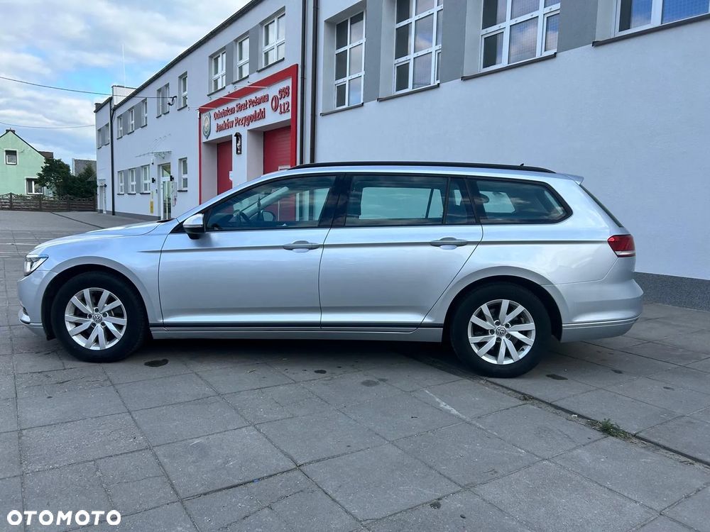 Volkswagen Passat 1.4 TSI BMT Comfortline - 9