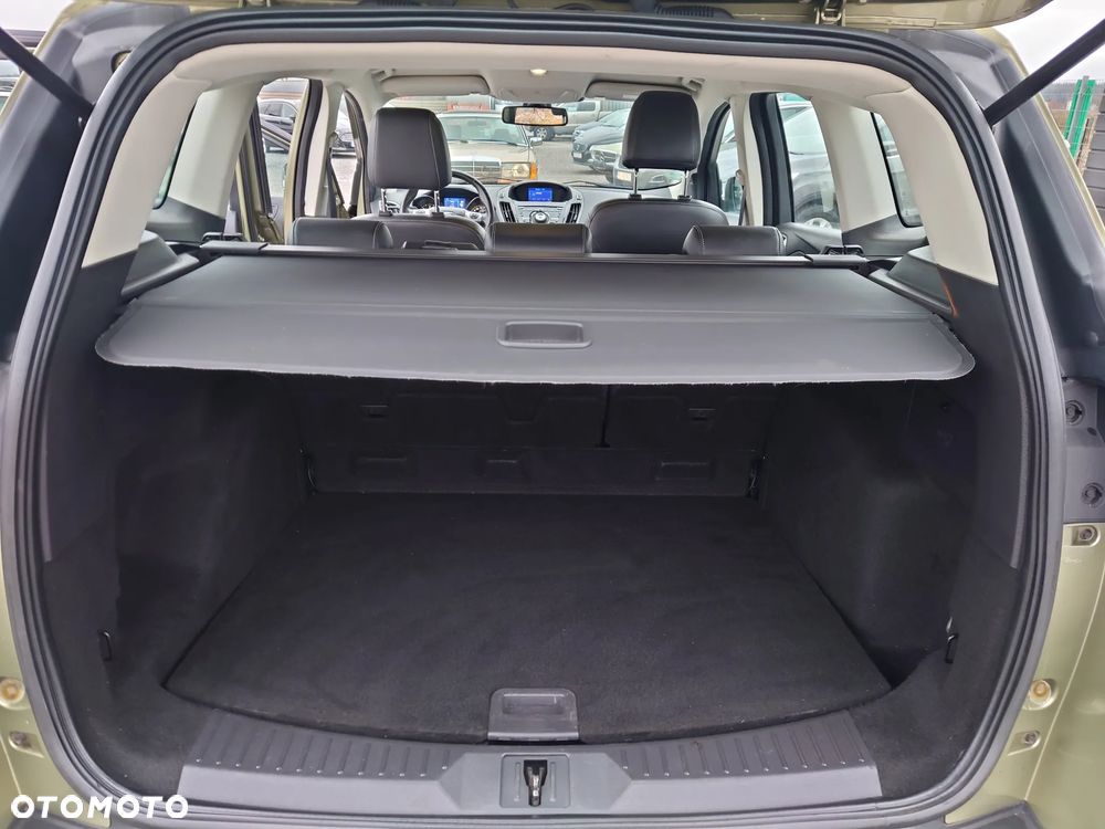 Ford Kuga 2.0 TDCi 2x4 Titanium - 14