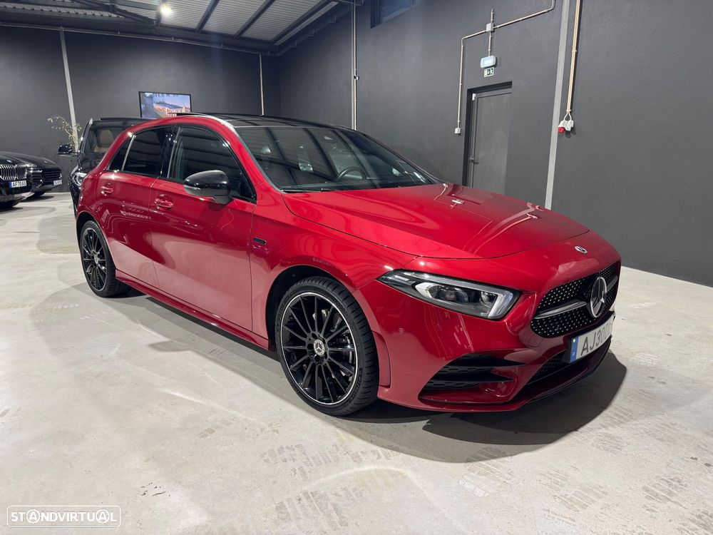 Mercedes-Benz A 250 e AMG Line - 1
