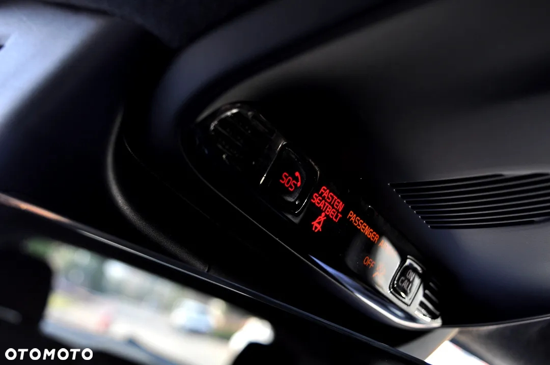 Volvo XC 40 D3 R-Design - 29