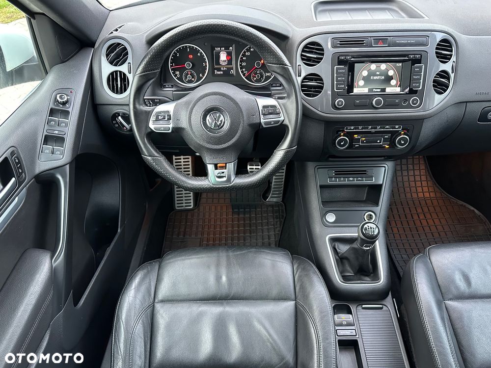 Volkswagen Tiguan 2.0 TDI Perfectline R-Style - 19
