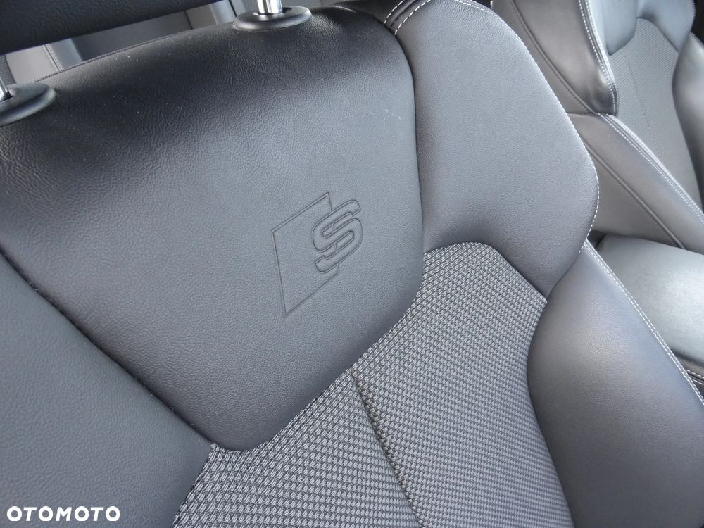 Audi Q5 45 TFSI quattro S tronic S line - 12