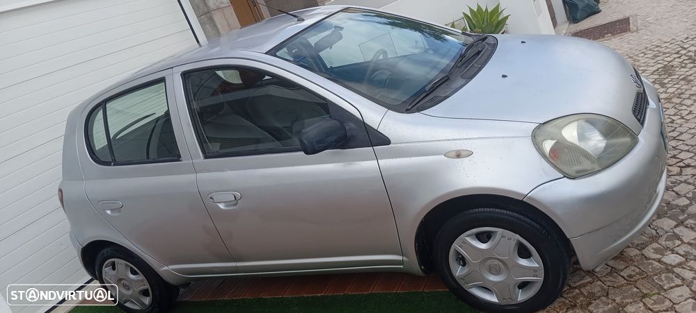 Toyota Yaris 1.0 Terra - 1