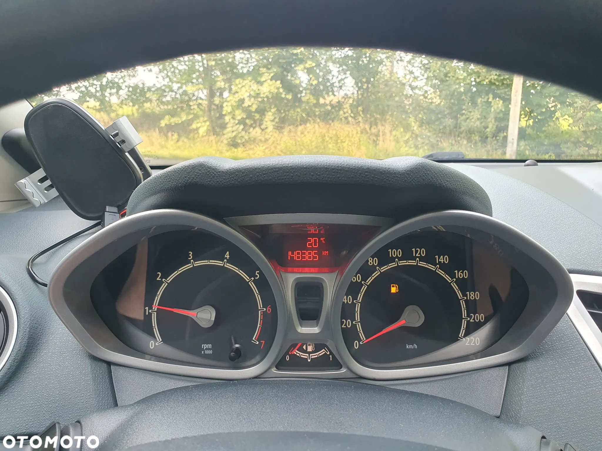 Ford Fiesta 1.4 Ghia - 12