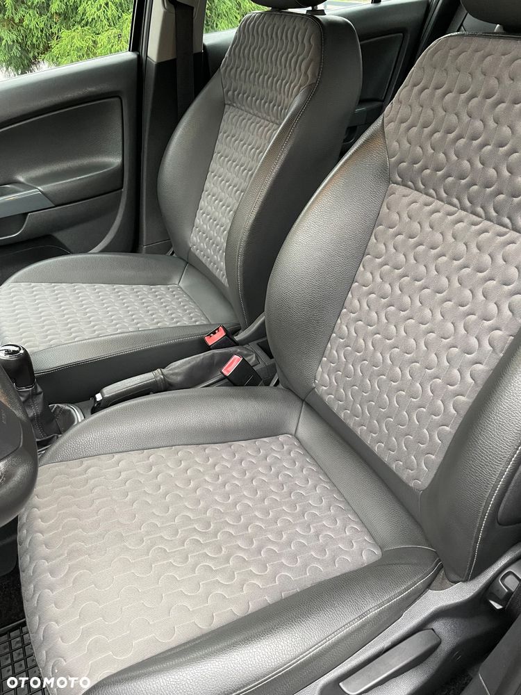 Opel Corsa 1.2 16V Cosmo - 7