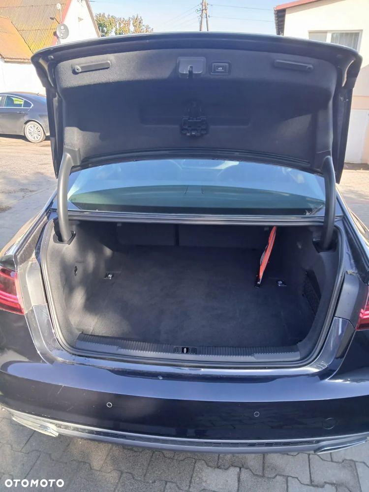 Audi A6 - 5