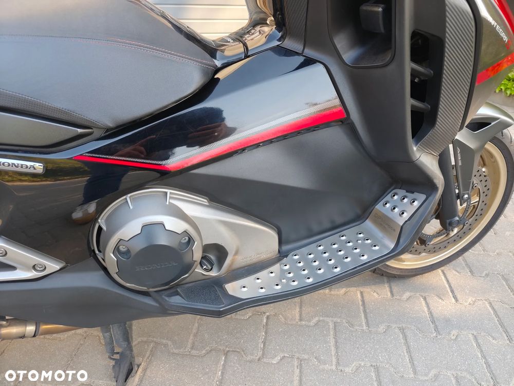 Honda NC - 8