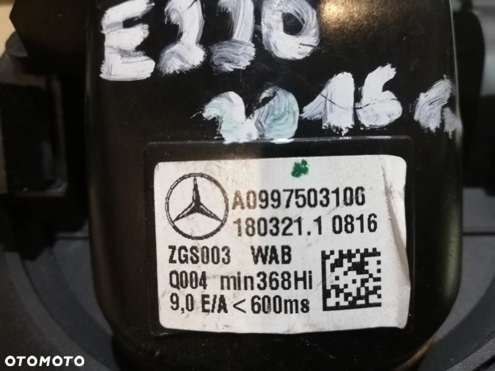 KLAMKA MECHANIZM KLAPY BAGAŻNIKA MERCEDES Kamera Kompletna A0997503100 - 3