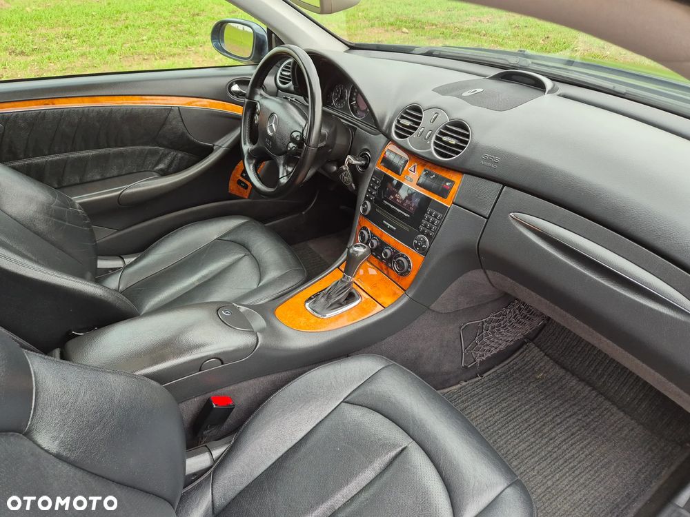 Mercedes-Benz CLK Coupe 200 Kompressor Automatik Avantgarde - 24