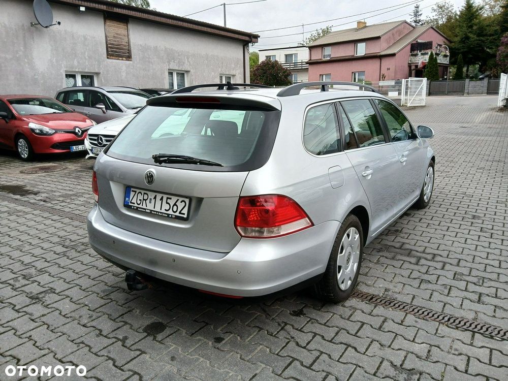 Volkswagen Golf 2.0 TDI Highline - 4
