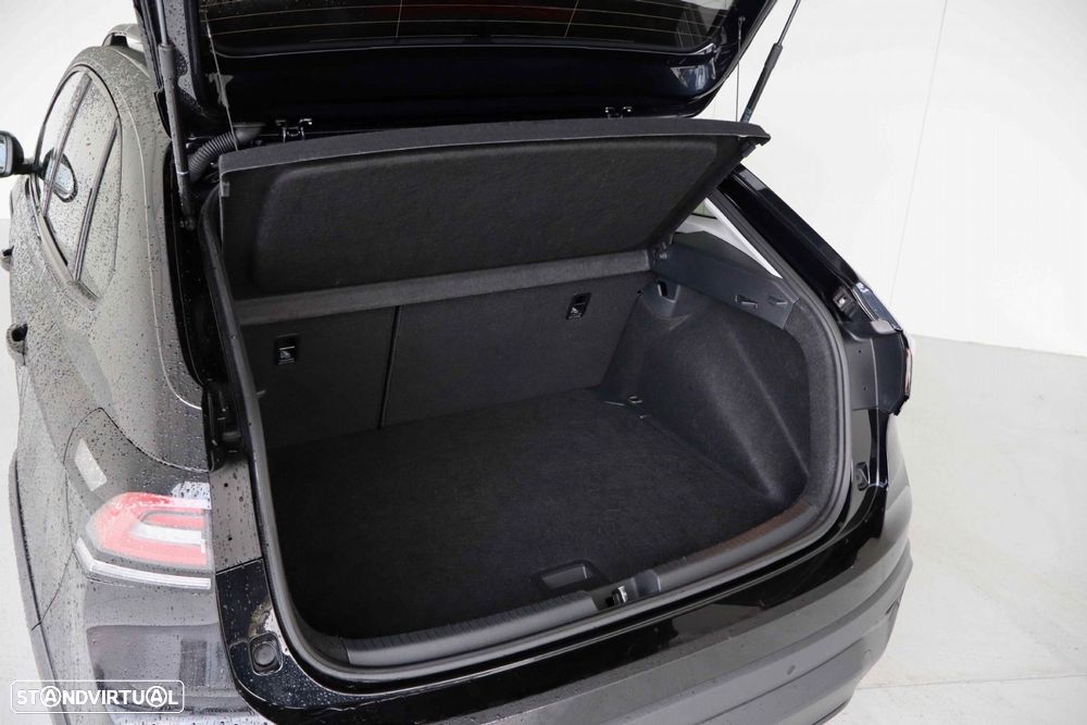 VW Taigo 1.0 TSI Life DSG - 11