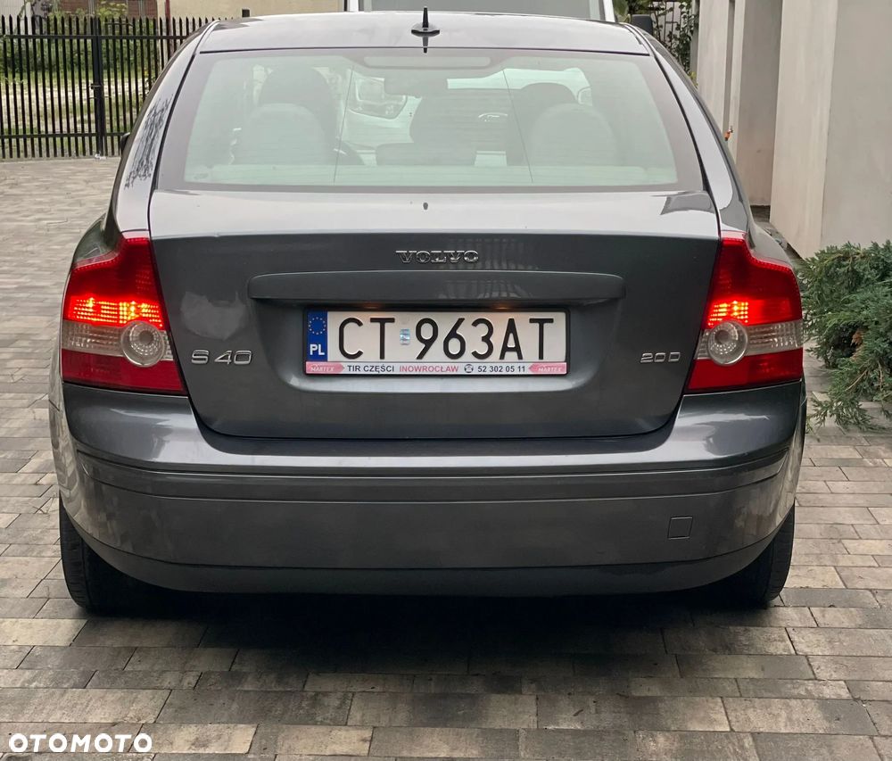 Volvo S40 2.0D Momentum - 9