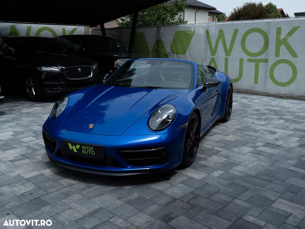 Porsche 911 4 GTS PDK - 7
