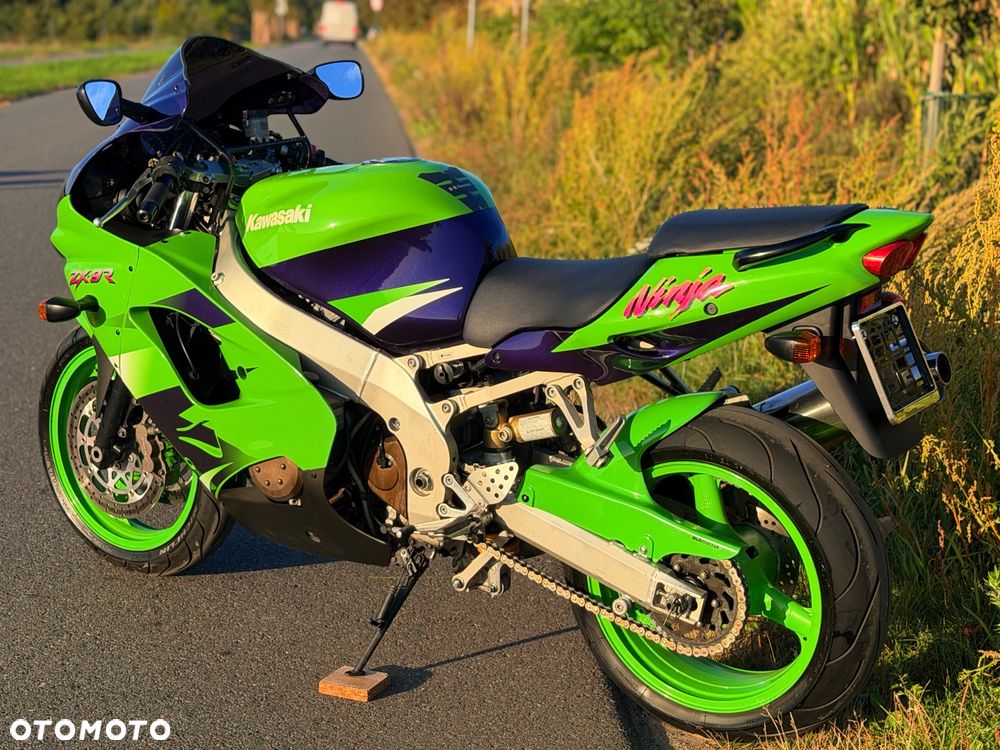 Kawasaki ZXR - 7