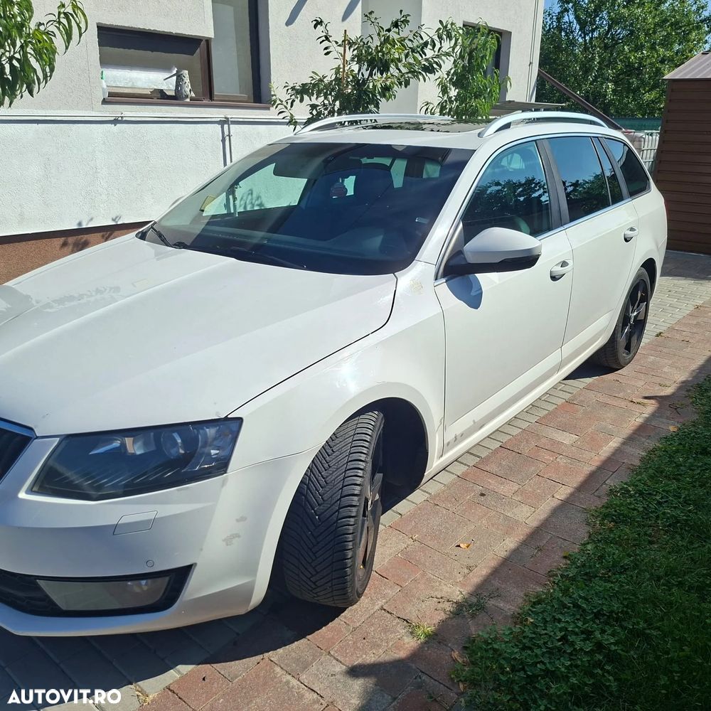 Skoda Octavia 1.6 TDI DSG Ambition - 14
