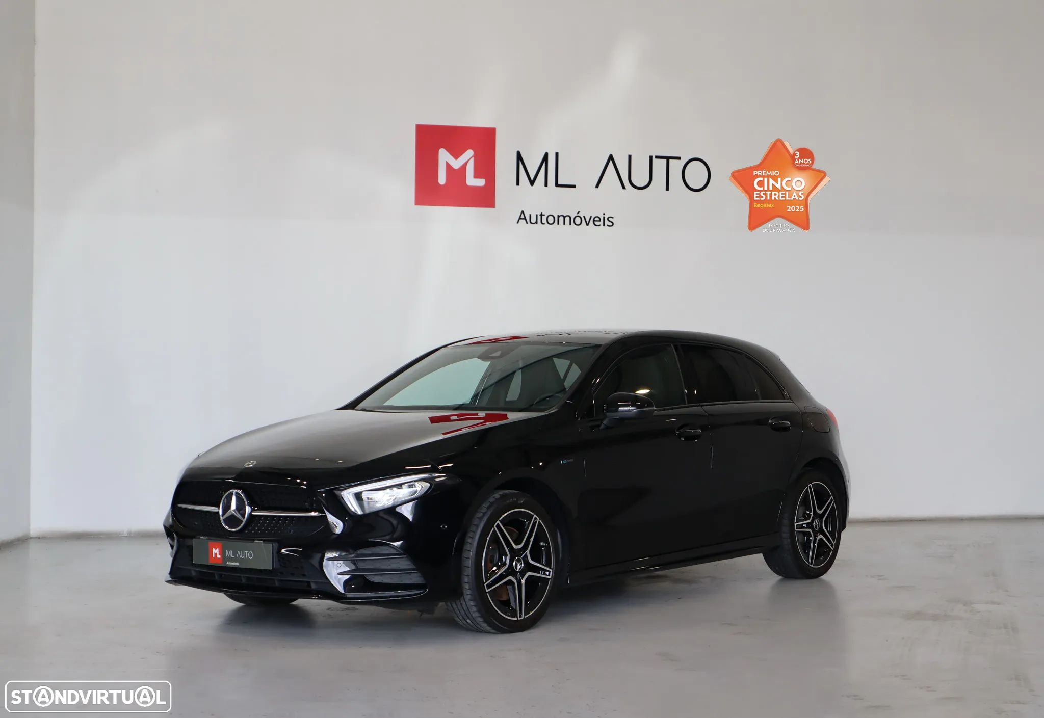 Mercedes-Benz A 250 e AMG Line - 1