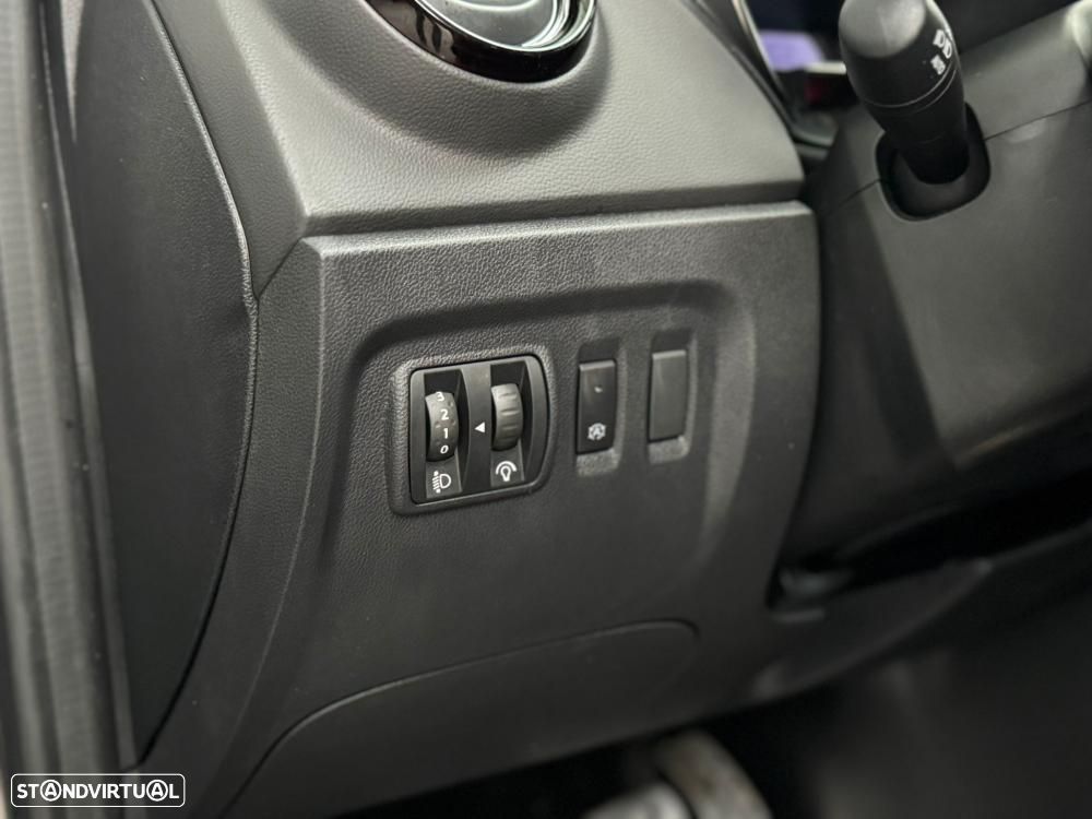 Renault Captur (ENERGY) TCe 150 EDC Version S - 27