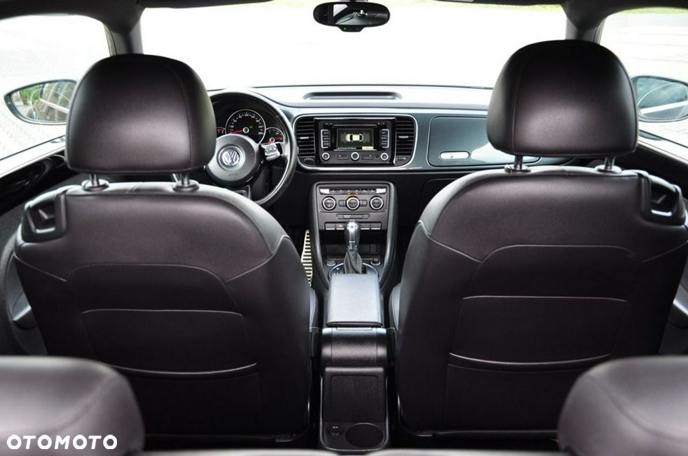 Volkswagen New Beetle - 27