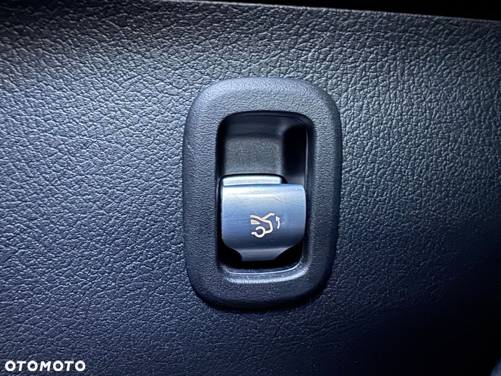 Mercedes-Benz Klasa C - 26