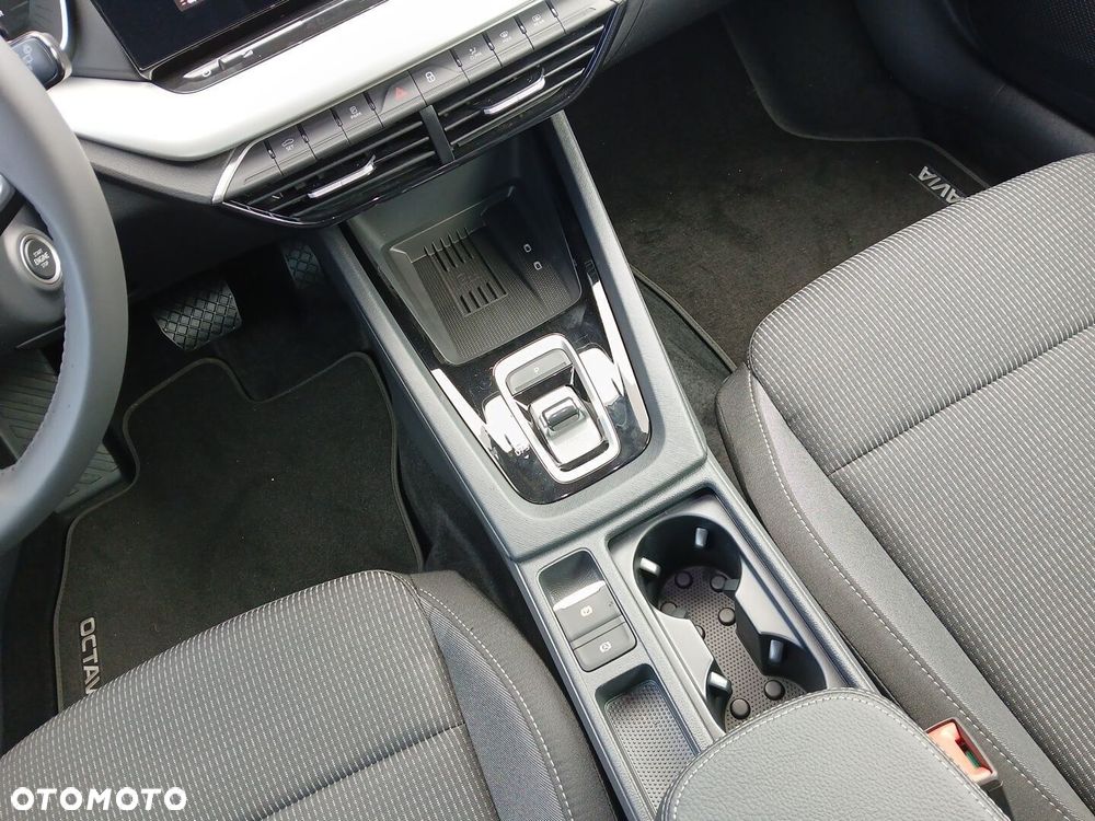 Skoda Octavia - 23