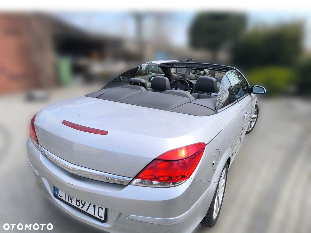 Opel Astra 1.9 CDTI Edition - 10