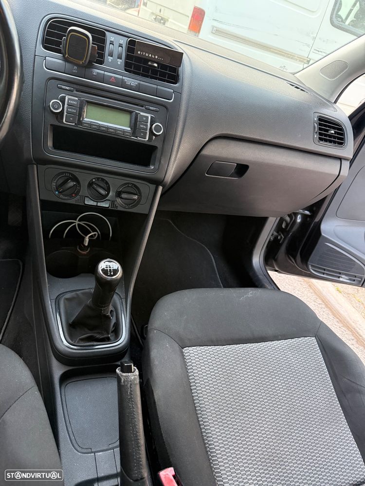 VW Polo - 16