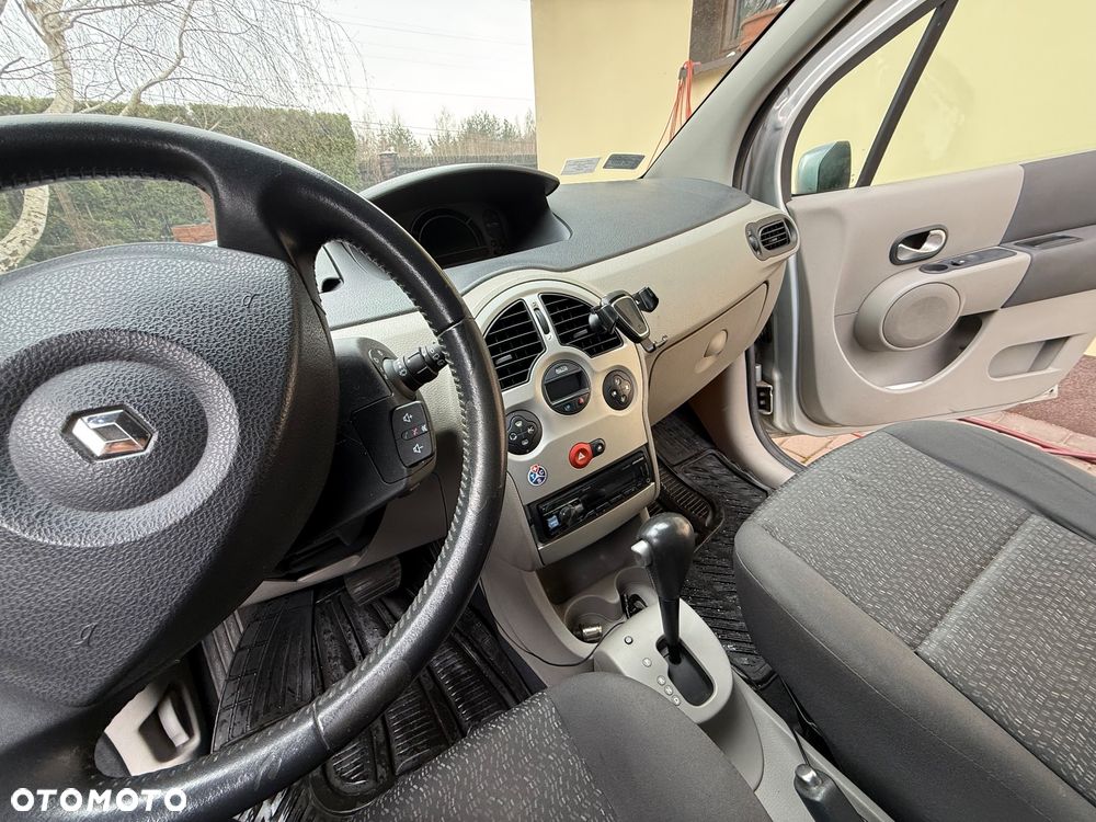 Renault Modus 1.6 16V ESP Dynamique - 15