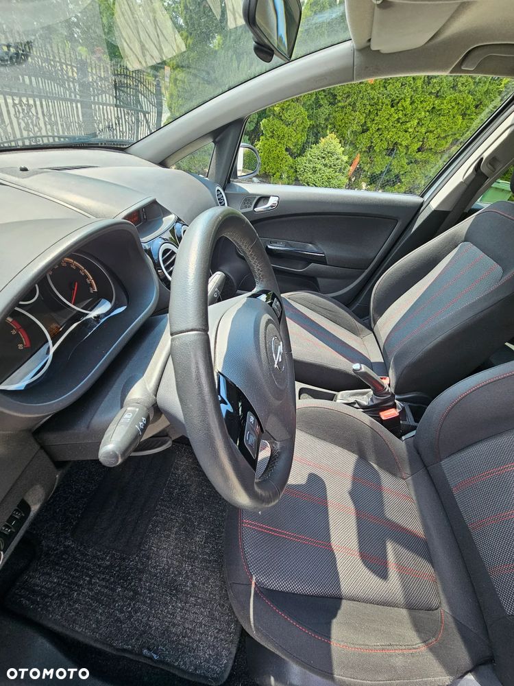 Opel Corsa 1.4 16V Color Edition - 9