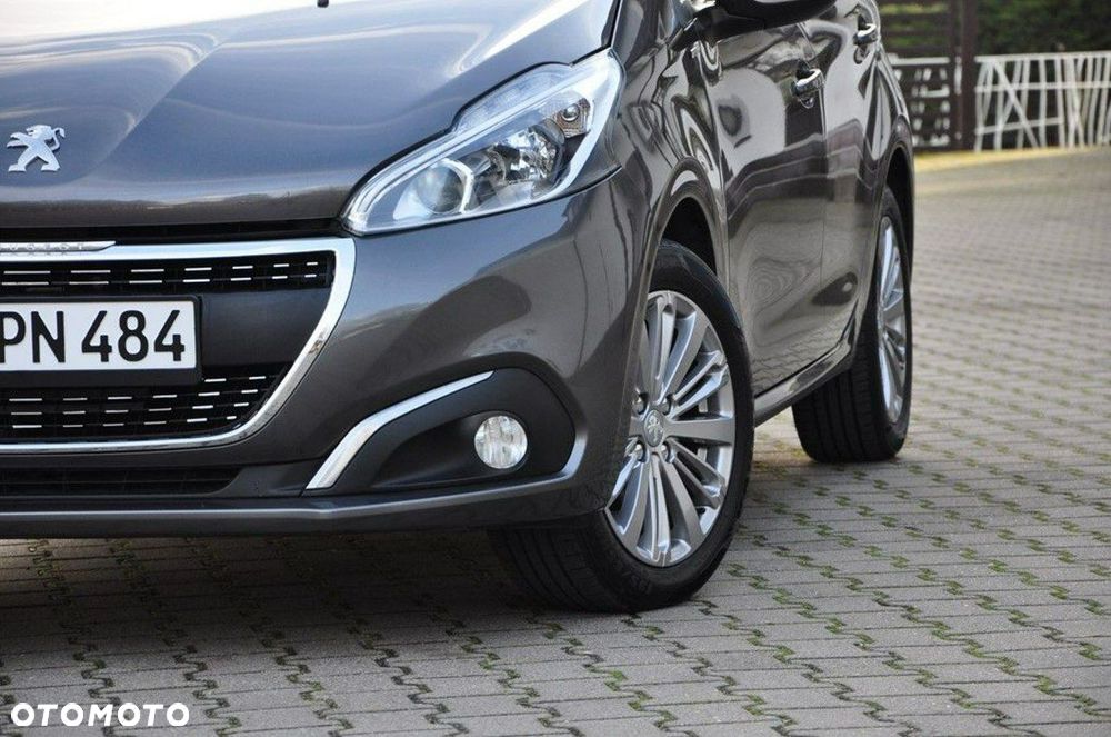 Peugeot 208 PureTech 82 Stop & Start Signature - 8