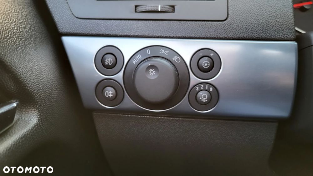 Opel Astra - 21
