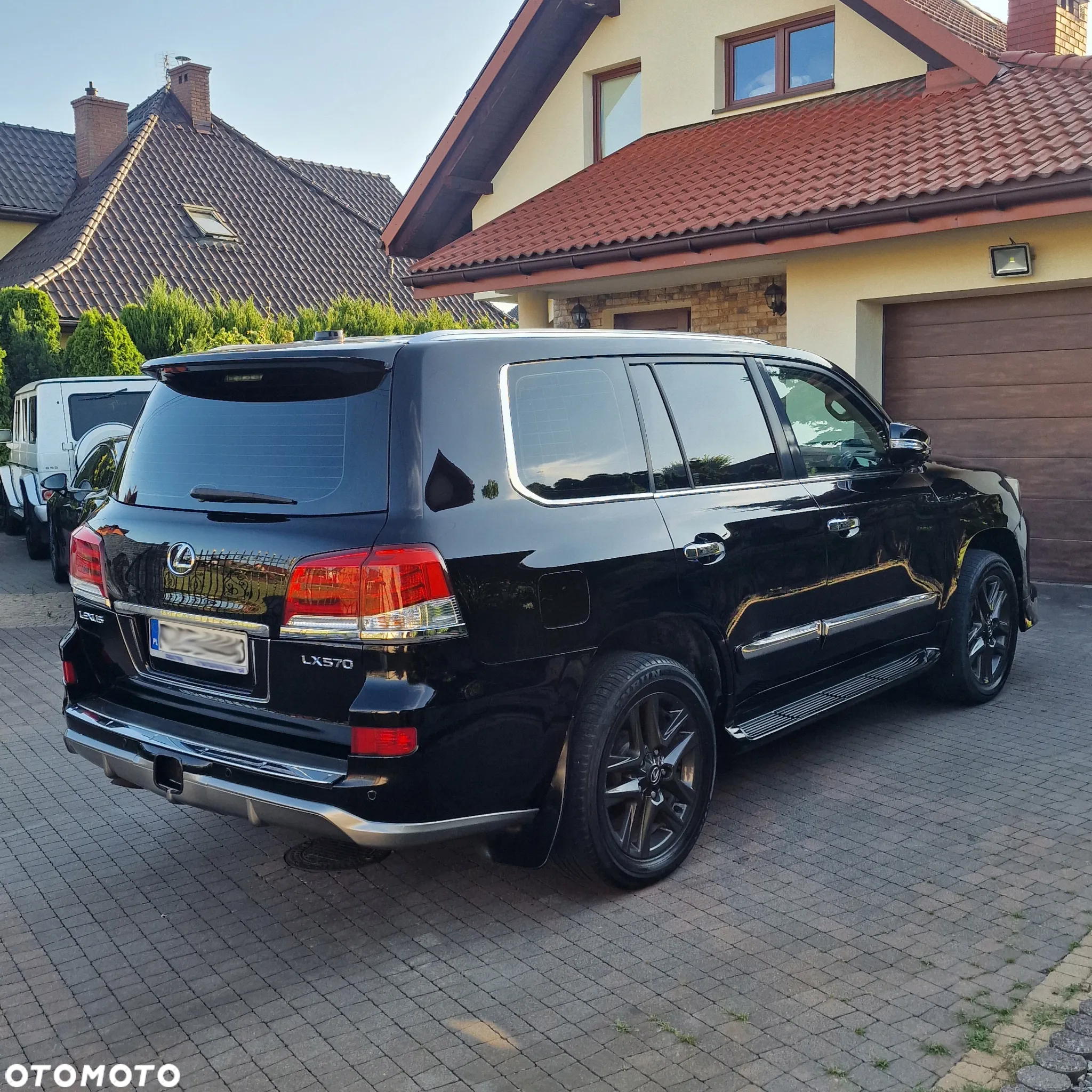 Lexus LX 570 - 3