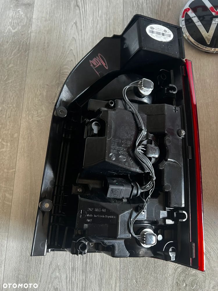 VOLKSWAGEN T6 T6.1 LAMPA LED PRAWA LEWA TYŁ TYLNA 7E0945208F 7E095207F - 3