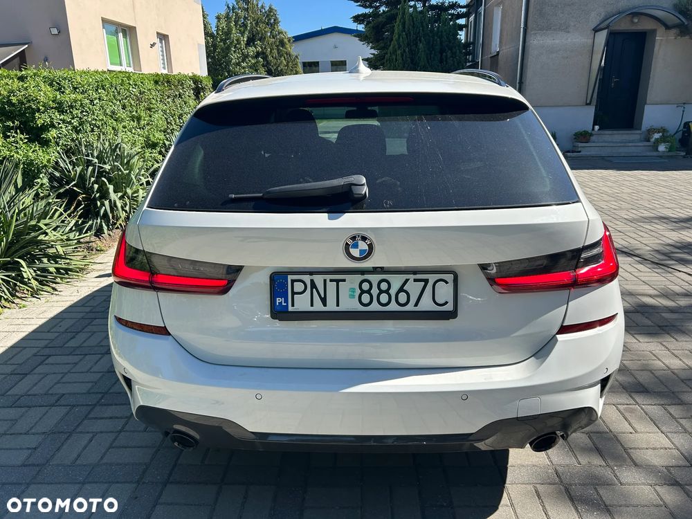 BMW Seria 3 320d M Sport Shadow - 6